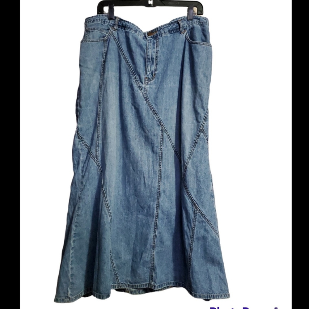 VENEZIA long denim .patch look denim skirt